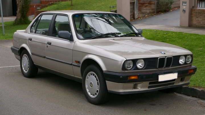 BMW E30 Sedan (1982)
